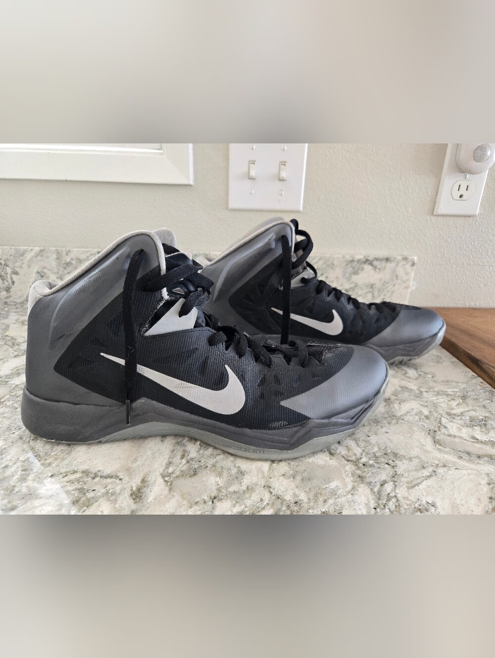 Nike Zoom Hyperquickness Sneakers